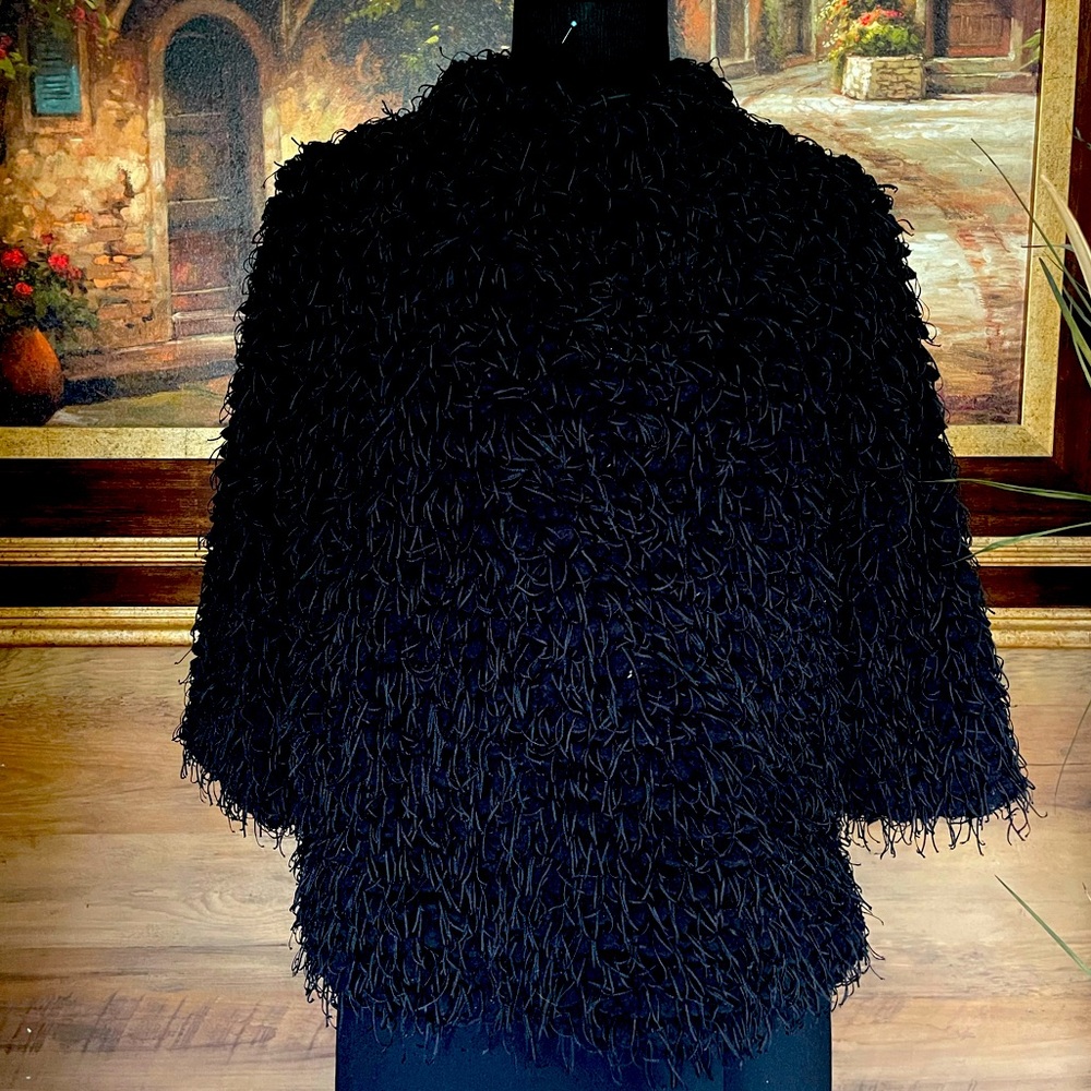 NWT.  Vince Camuto medium pullover sweater